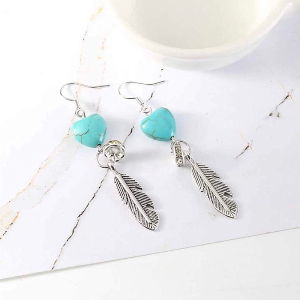 Beautiful boho turquoise heart and feather earrings